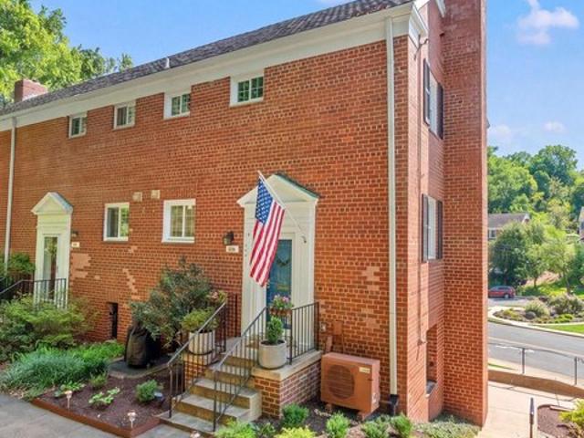 Condo for sale in Virginia