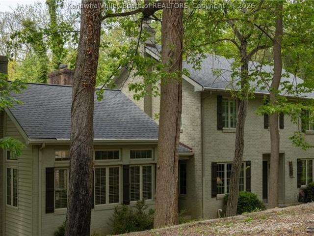 House for sale in Charleston, West Virginia