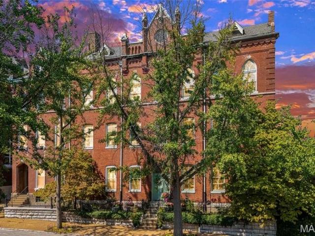 Condo for sale in Saint Louis, Missouri