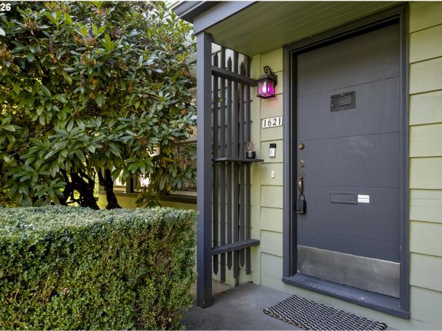 Condo for sale in Oregonia