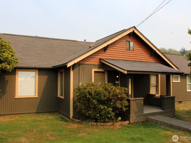 Commercial for sale in Sumner, Washington