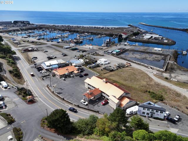 Commercial for sale in Oregonia