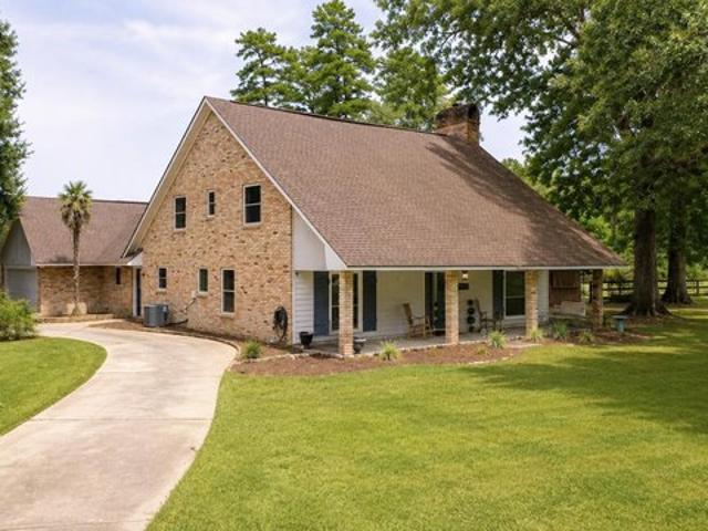 House for sale in Greenwell Springs, Louisiana
