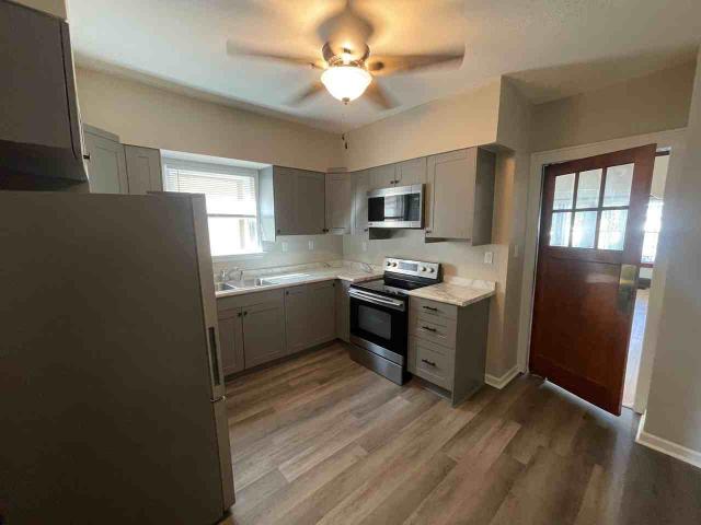 Apartment for rent in Liberty Heights Park, West Allis