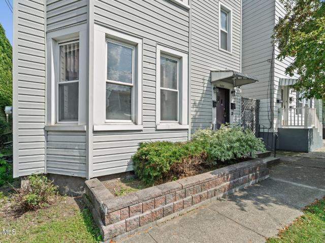 House for sale in Watervliet, New York