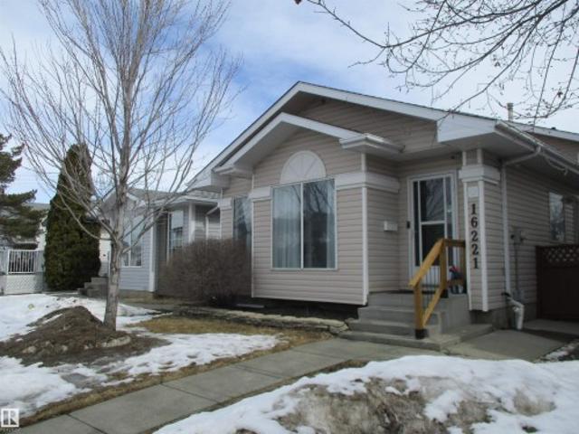 House for sale in Wedgewood, Alberta