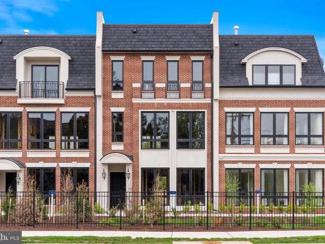 Condo for sale in Virginia