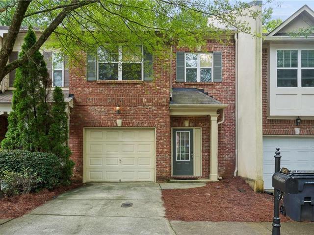 Townhouse for sale in Duluth, Georgia