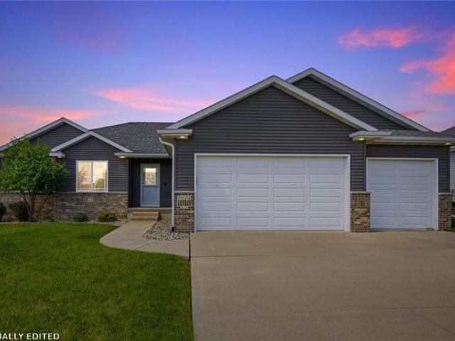 House for sale in Linn, Iowa