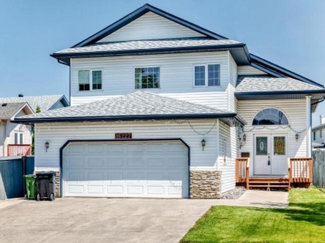 House for sale in Wedgewood, Alberta