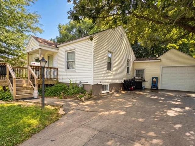 House for sale in Cedar Falls, Iowa