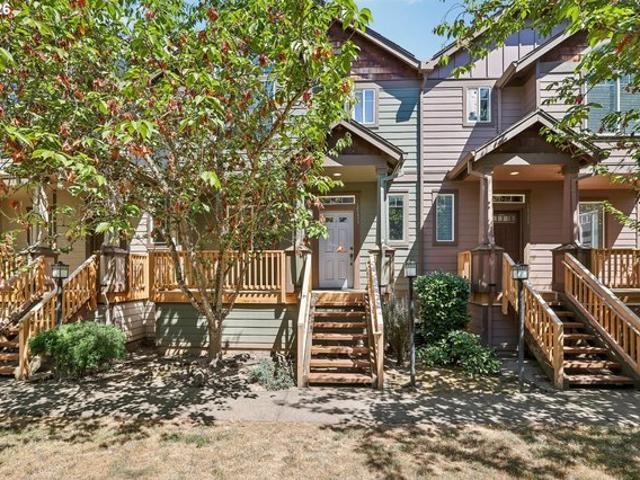 Townhouse for sale in Oregonia