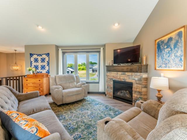 House for sale in Rolling Hills Farm, Village of Hammond