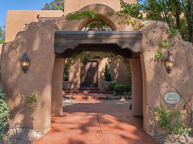 House for sale in New Mexico
