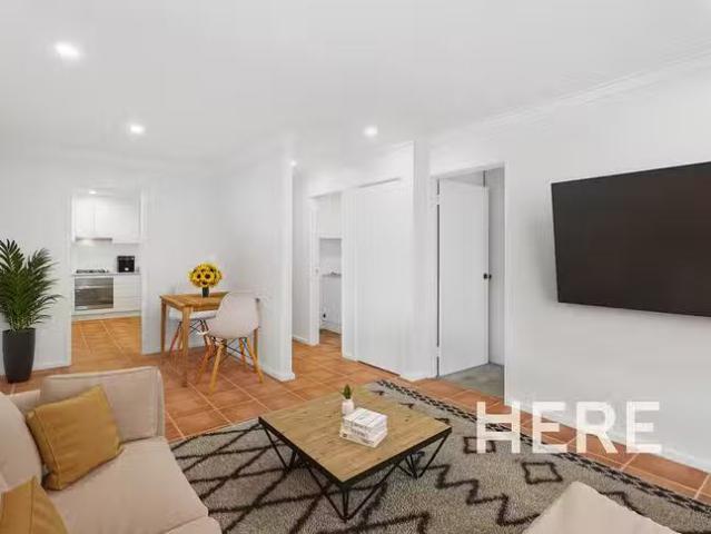 Apartment for rent in Jolimont