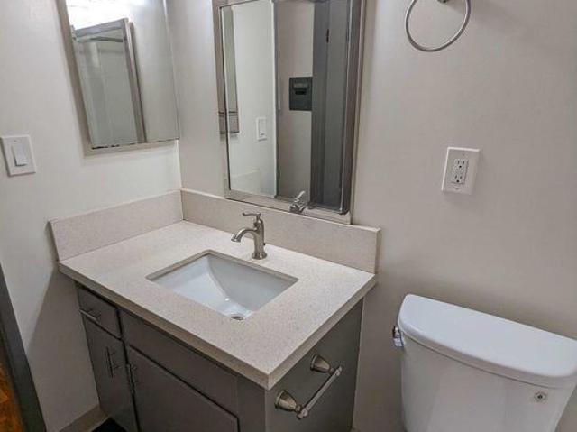 Apartment for rent in Canoga Park, California