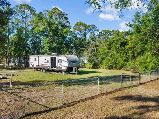 Land for sale in Steinhatchee, Florida