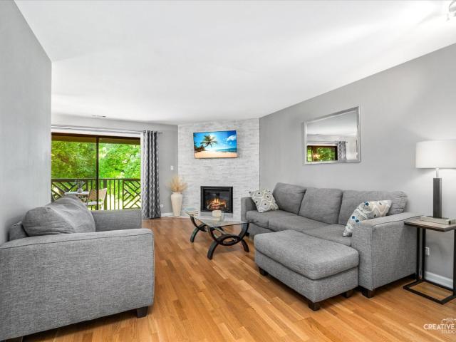 Condo for sale in Wheaton, Illinois