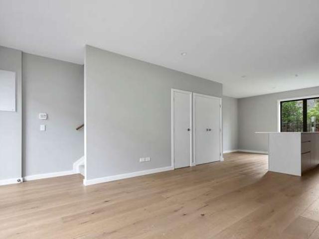 Townhouse for sale in Hillersden