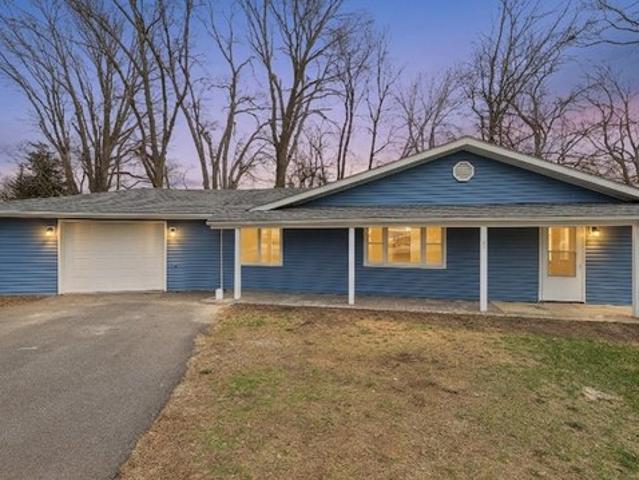 House for sale in Dixon, Illinois