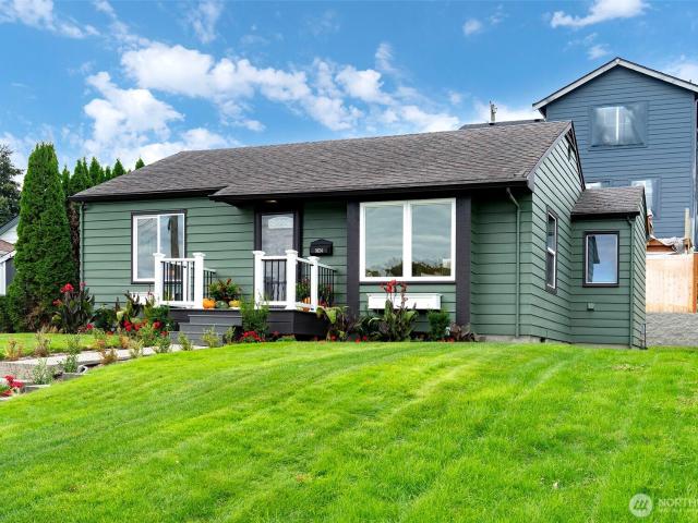 Condo for sale in Delta, Everett