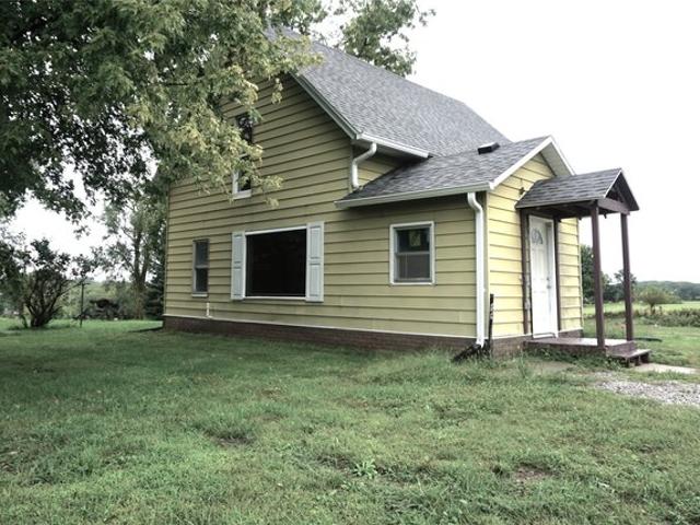 House for sale in Winterset, Madison County