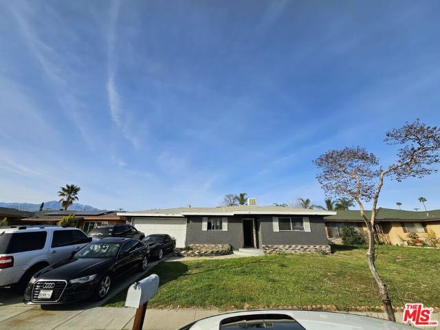 House for sale in Fontana, San Bernardino County