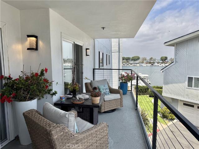 Condo for sale in Huntington Beach, California