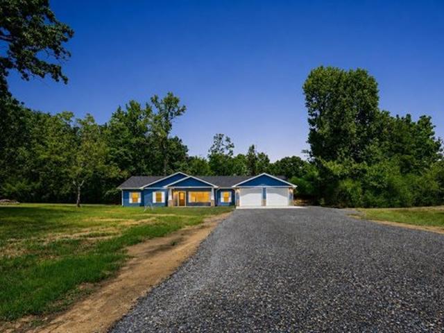 House for sale in Ark