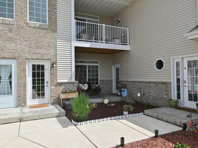 Condo for sale in Mukwonago, Wisconsin