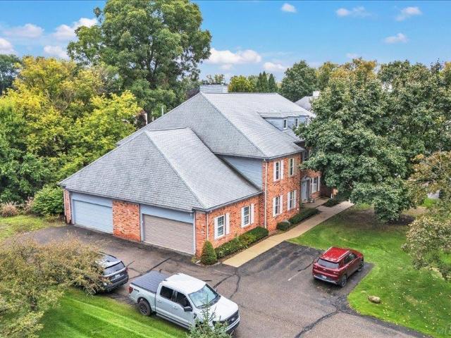 Condo for sale in Rochester Hills, Oakland County