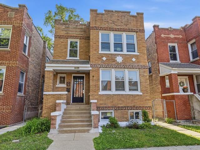 House for sale in Cicero, Illinois