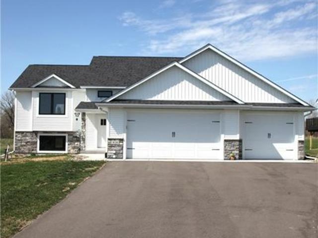 House for sale in Saint Croix, Wisconsin