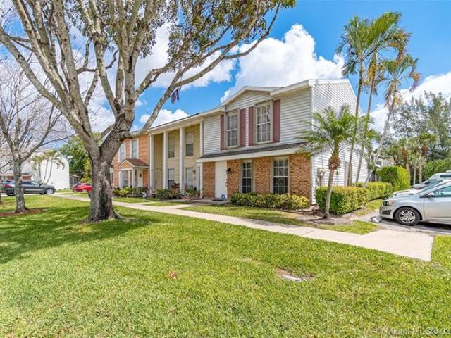 Townhouse for sale in Wellington, Florida