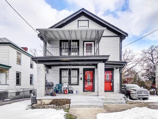 House for sale in Roselawn, Ohio