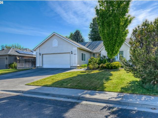 House for sale in Oregonia