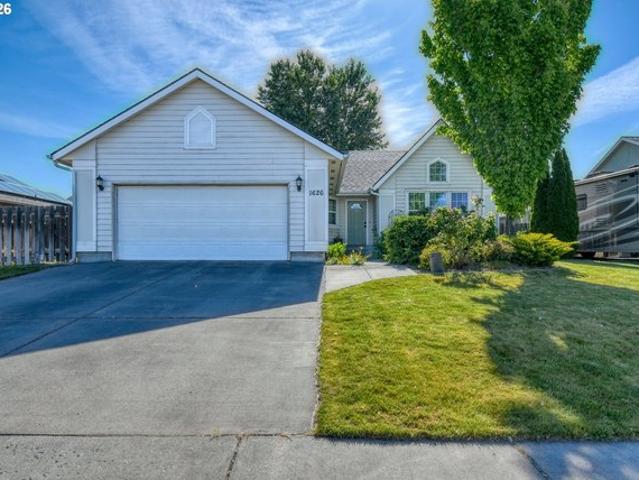 House for sale in Oregonia