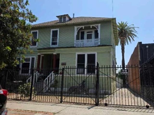 Property for sale in Canoga Park, California