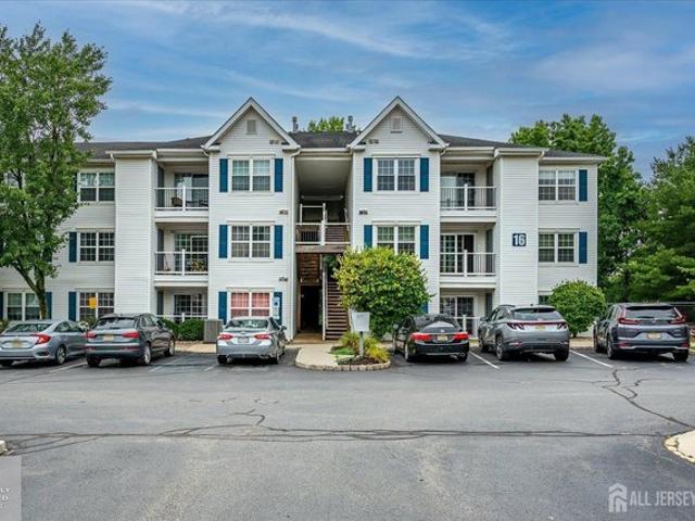 Condo for sale in Edison, New Jersey