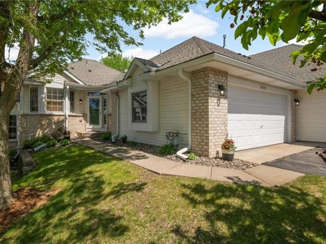 Townhouse for sale in Lakeville, Minnesota