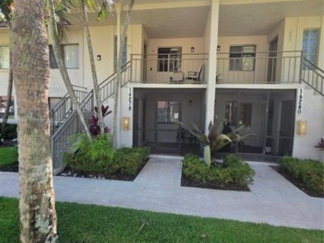 Condo for sale in Weston, Florida