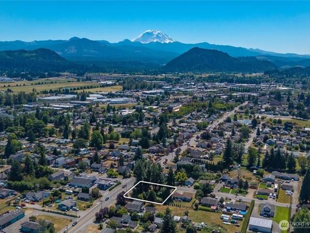 Land for sale in Enumclaw, Washington