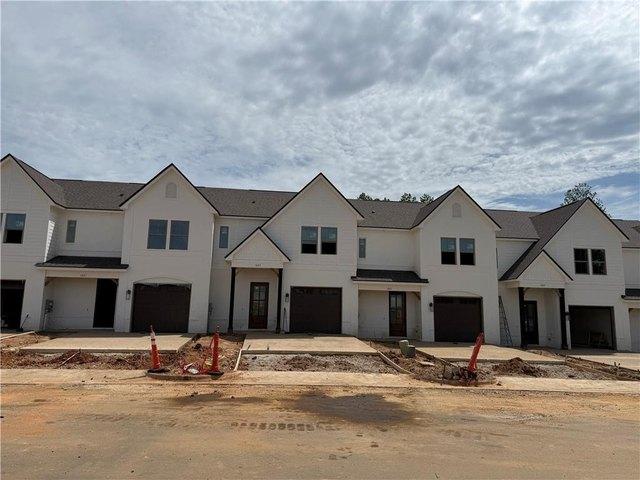 Townhouse for sale in Auburn, Alabama