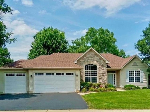House for sale in Mchenry, Illinois