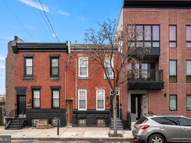 Townhouse for sale in Philadelphia, Pennsylvania