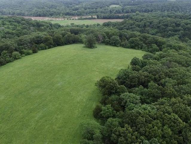 Farm for sale in Vienna, Missouri