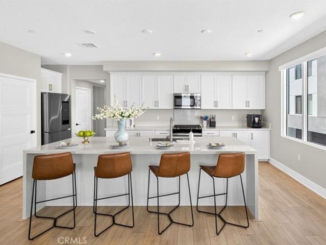 Condo for sale in Tustin, California