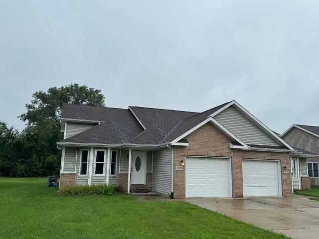 House for sale in Demotte, Indiana