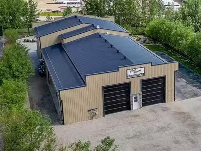 House for sale in Didsbury, Alberta