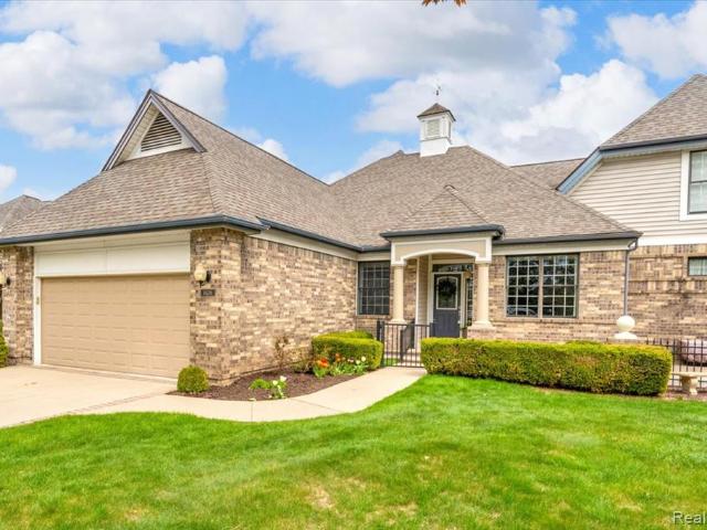 Condo for sale in Fort Gratiot, Michigan